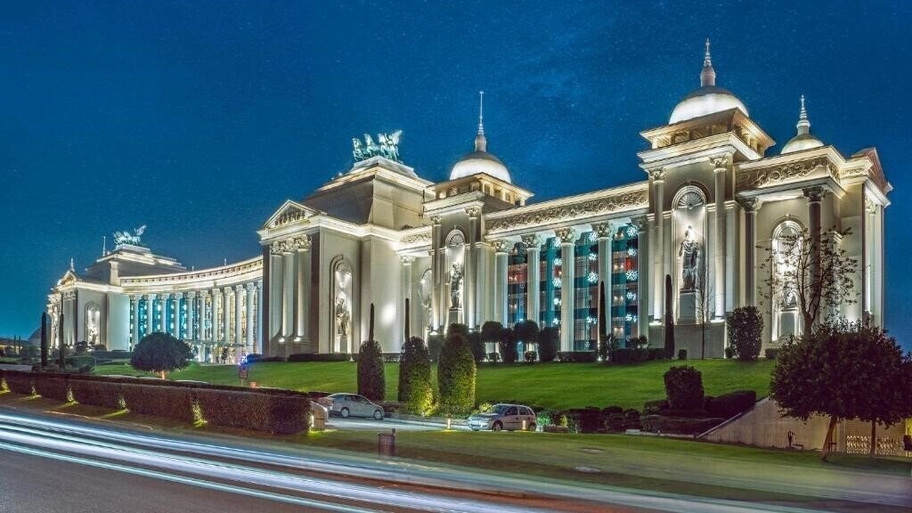 Отель The Land Of Legends Kingdom Hotel (ex. Rixos The Land of Legends, The Land Of Legends Rixos Belek) 5*