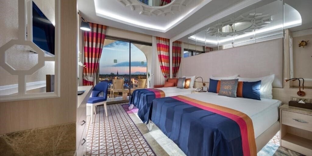Фото Granada Luxury Belek 5*
