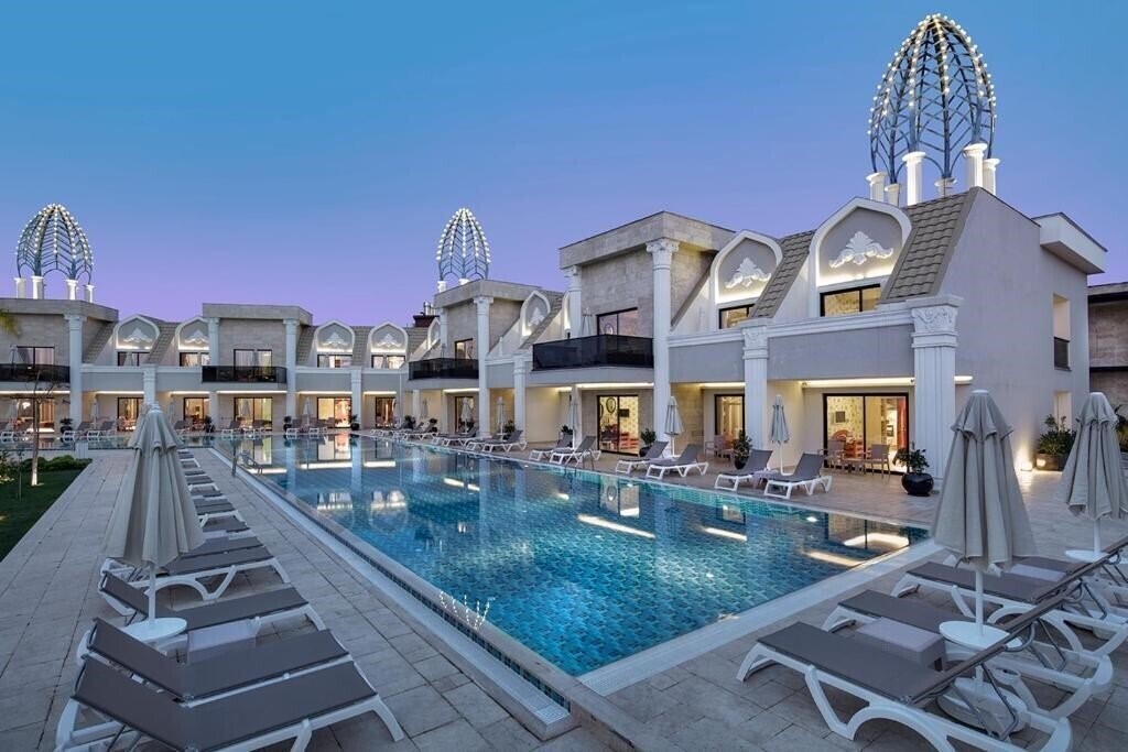 Територія Granada Luxury Belek 5*