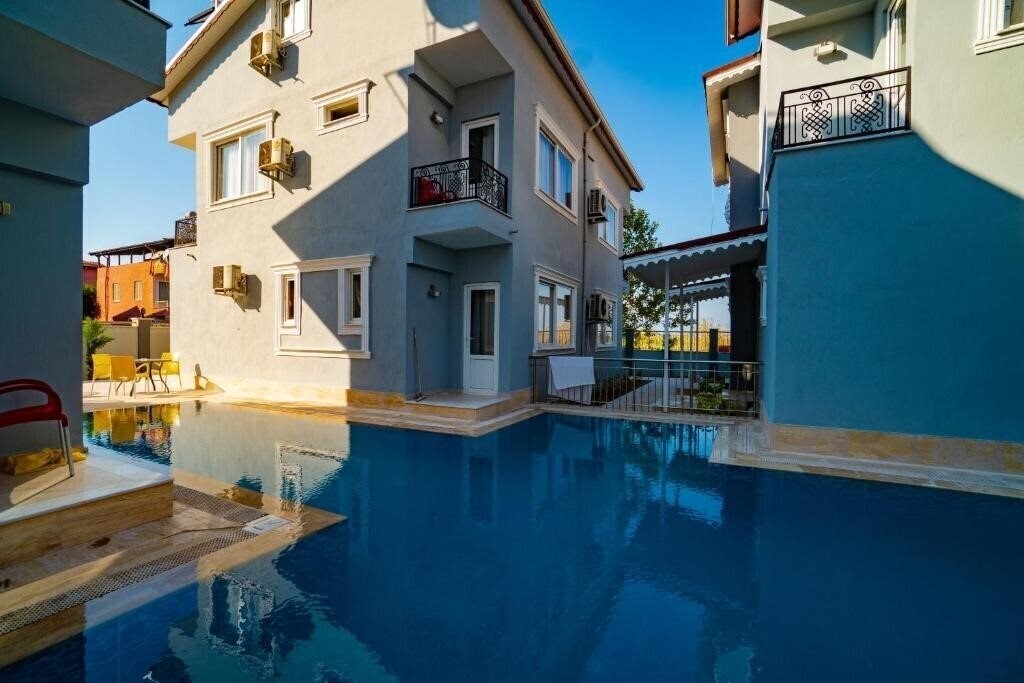 Отель Medusa Hotel 3*