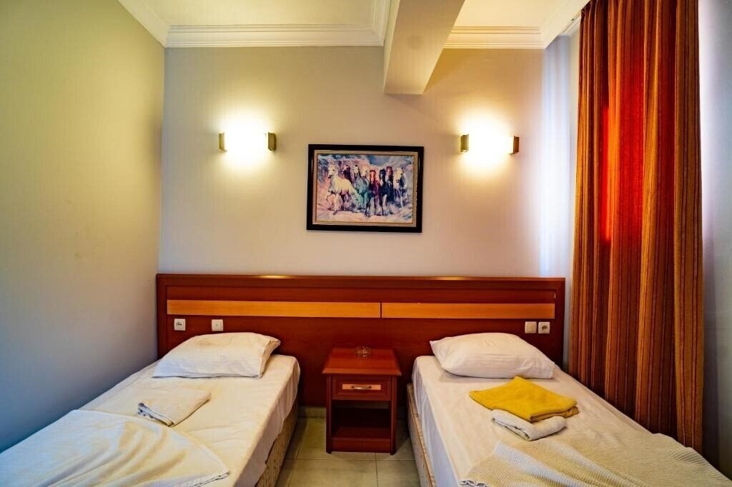 Панорама Medusa Hotel 3*