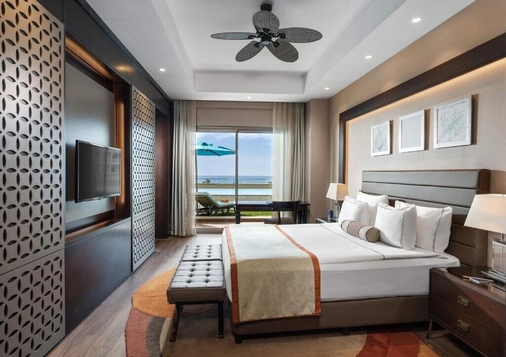 Панорама Kaya Palazzo Mansions & Villas 5*