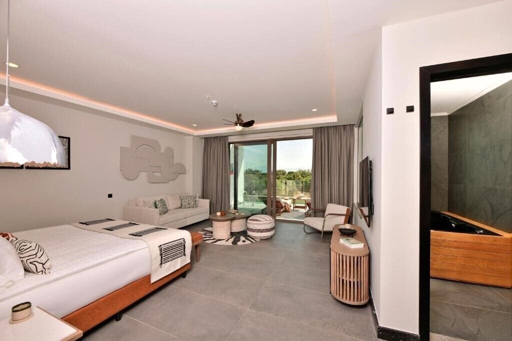 Фото Ethno Hotels Belek (ex. Belek Soho Beach Club, Soho Beach Club Hotel, Arma's Belek Hotel) 5*