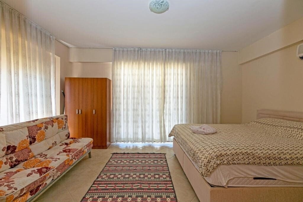 Фото Paradise Town Villa Daisy 3*