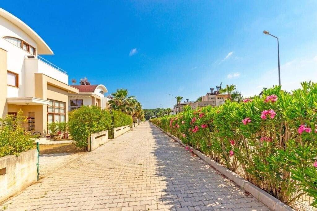 Територія Paradise Town Villa Daisy 3*