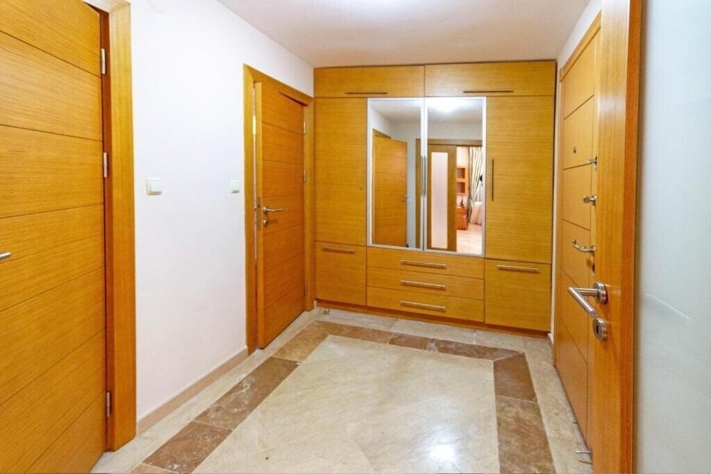 Панорама Paradise Town Villa Lucky 3*