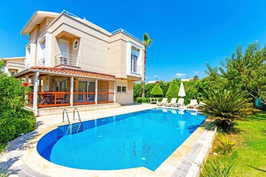 Изображение Paradise Town Villa Art 3*