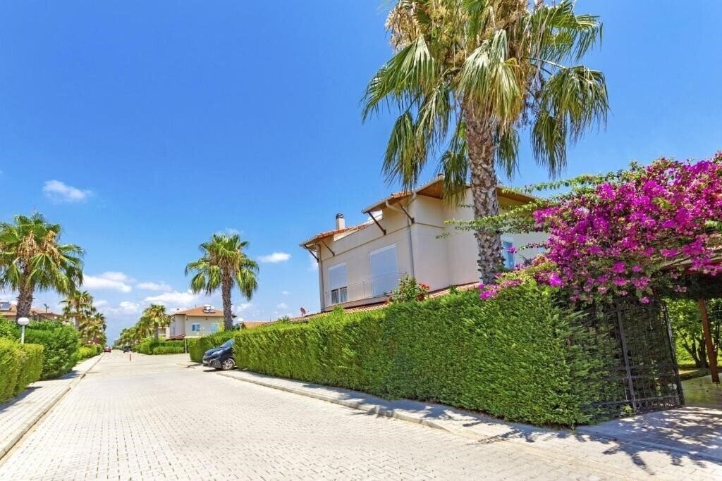 Территория Paradise Town Villa Hazel 3*