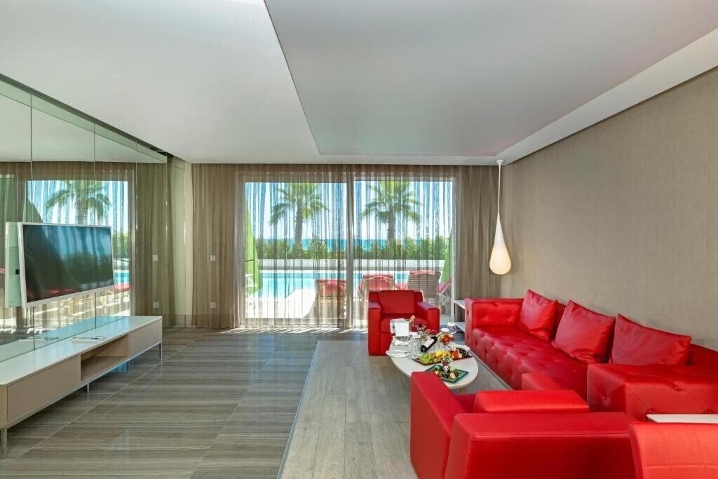 Вид Adam & Eve Hotel 5*