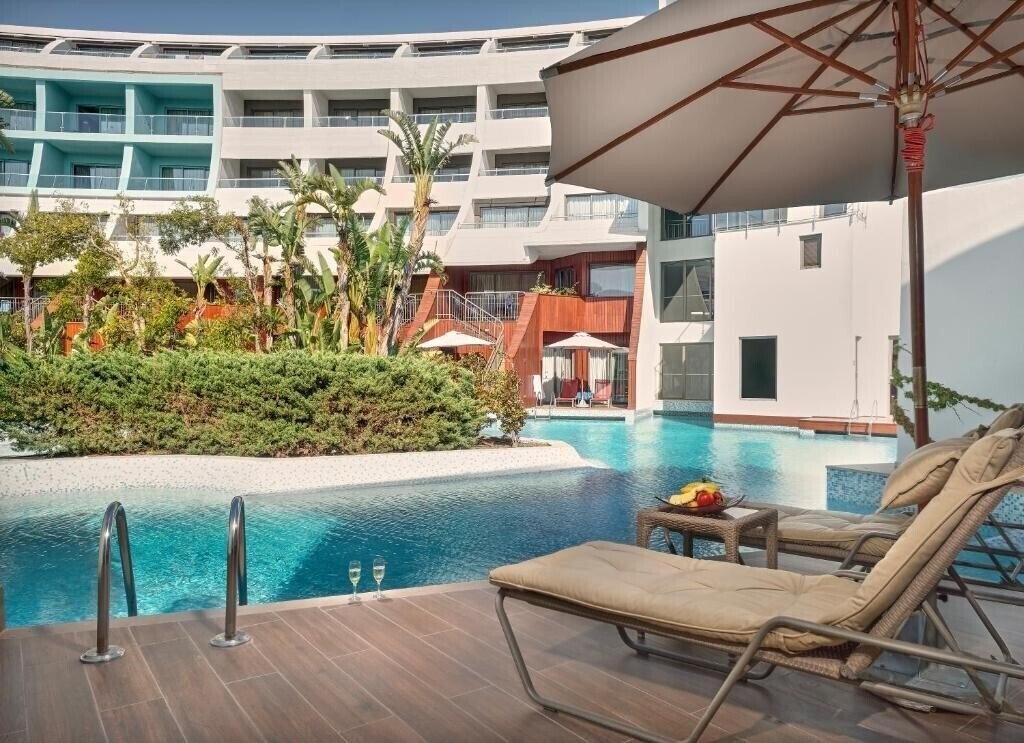 Панорама Cornelia Diamond Golf Resort & SPA 5*