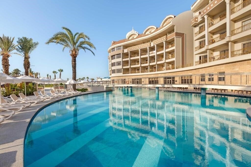 Вид Kirman Hotels Belazur Resort & SPA 5*