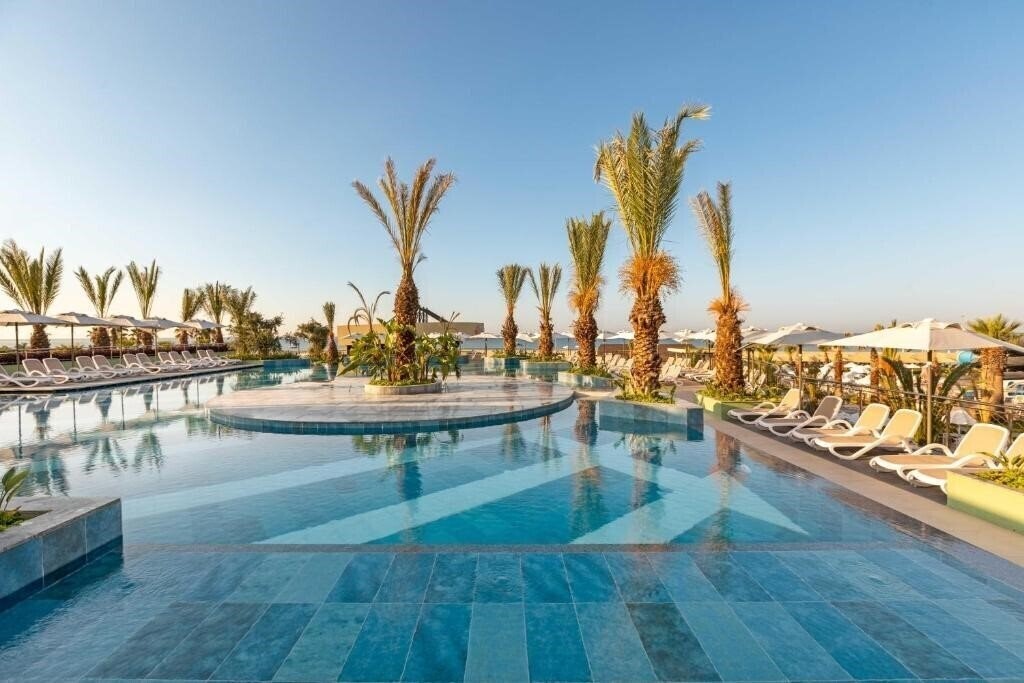 Территория Kirman Hotels Belazur Resort & SPA 5*