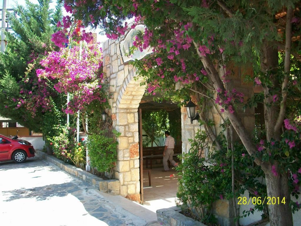 Территория Kriss Bodrum 3*