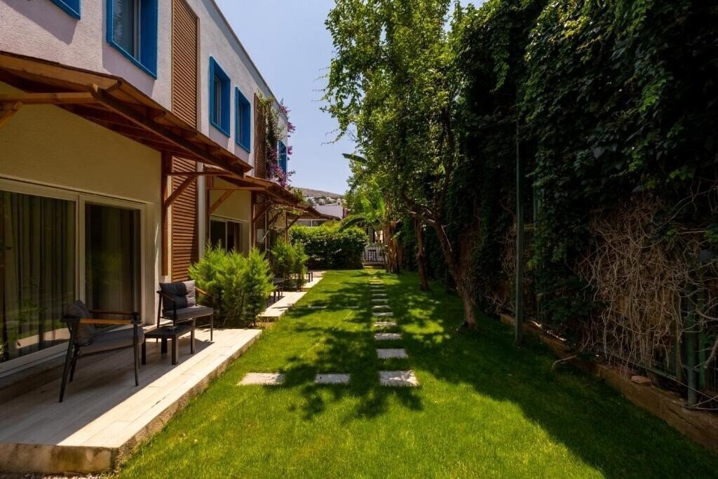 Панорама Red Lion Bodrum 2*