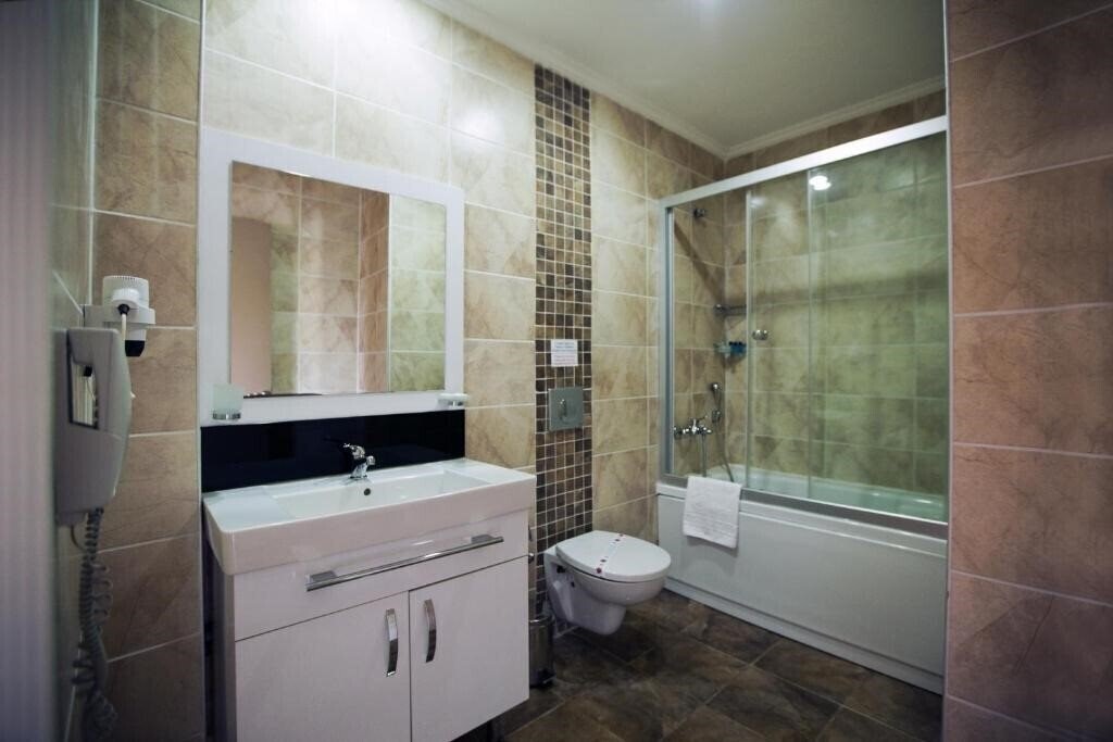 Фотографія Bitez Risa Hotel (ex. Risa) 4*