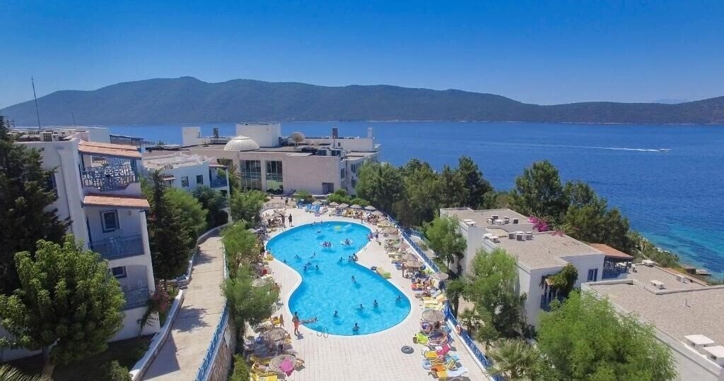 Фотография Bodrum Holiday Resort & SPA (ex. Bodrum Holiday Resort, Majesty Club Hotel Belizia) 5*