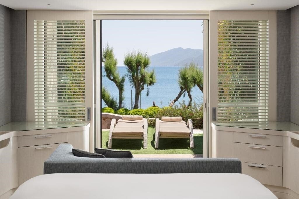 Панорама Caresse A Luxury Collection Resort & SPA 5*