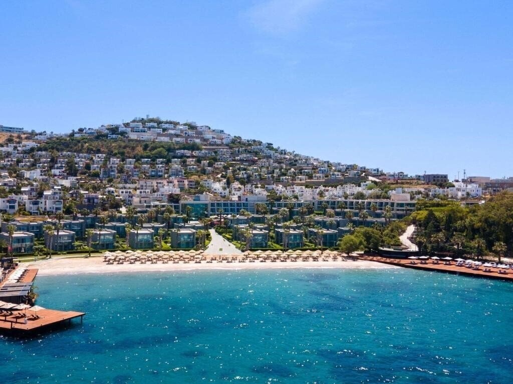 Панорама Swissotel Resort Bodrum Beach 5*