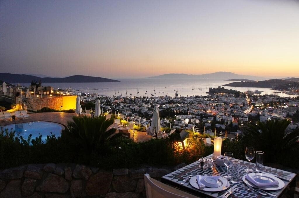 Апартаменти The Marmara Bodrum 5*