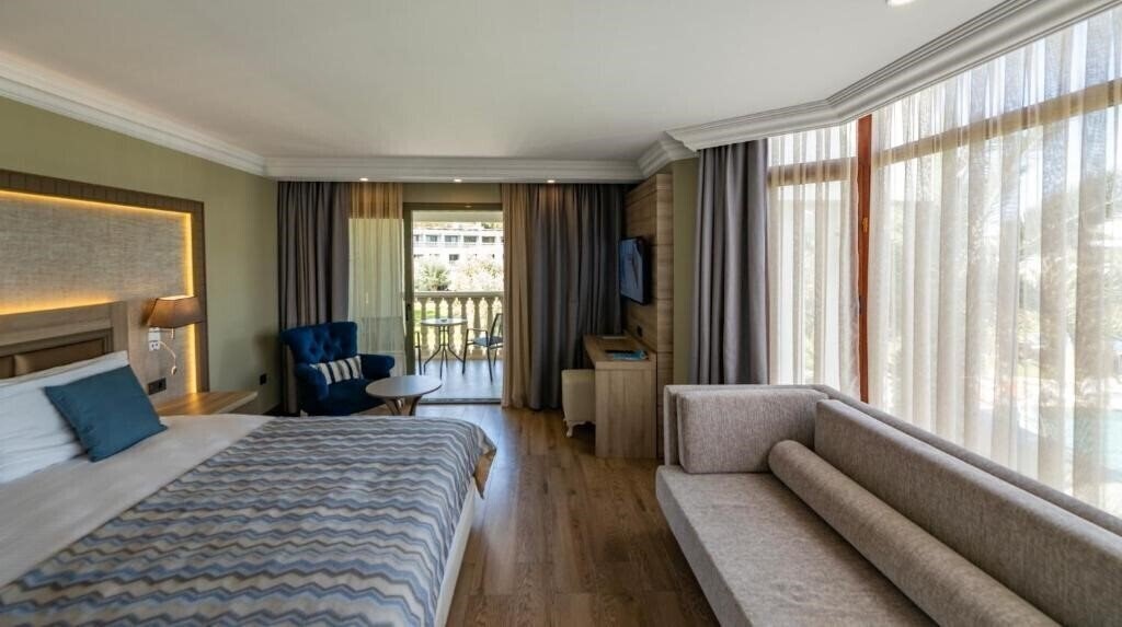 Вид Samara Hotel 5*
