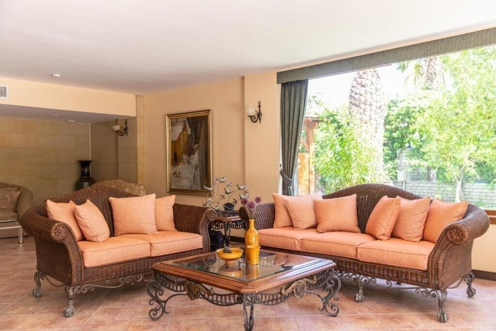 Панорама Ipek Palace Boutique Hotel 3*