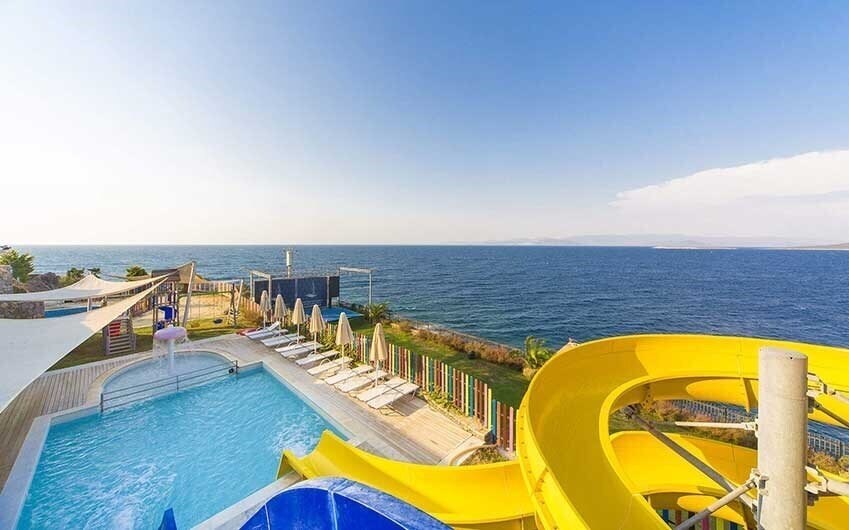 Апартаменти Blu Ciragan Bodrum Halal Resort & Spa 5*