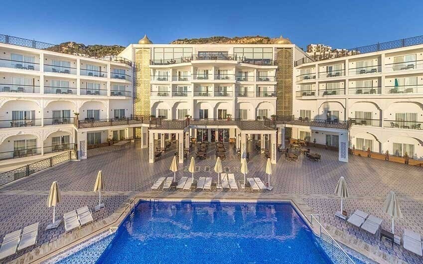 Готель Blu Ciragan Bodrum Halal Resort & Spa 5*