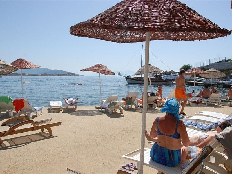 Апартаменты Peda Hotels Akvaryum Beach (ex. Akvaryum Beach Hotel, Akvaryum Hotel, Gumbet Akvaryum Beach) 3*