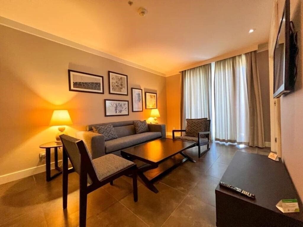 Вид Sundance Suites Hotel 5*