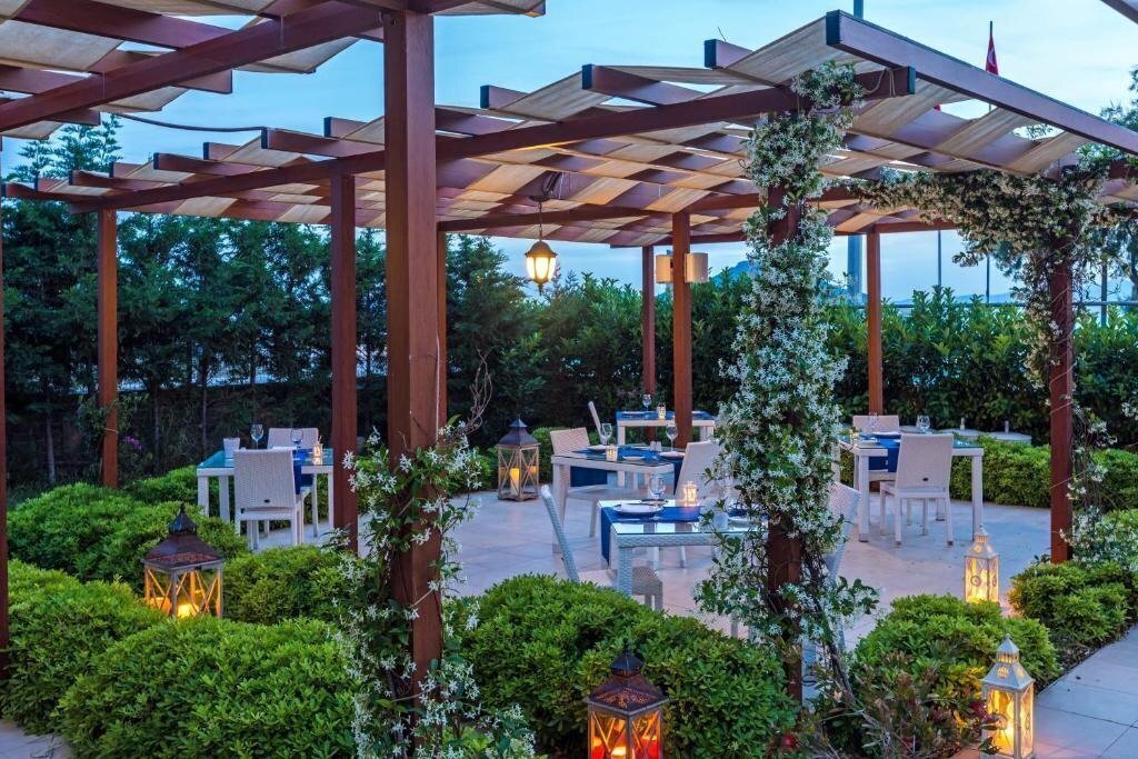 Територія Kairaba Hotels Bodrum Princess (ex. Labranda Bodrum Princess & SPA, Sensimar Bodrum Resort & SPA, Sensimar Bodrum Adults Only) 5*