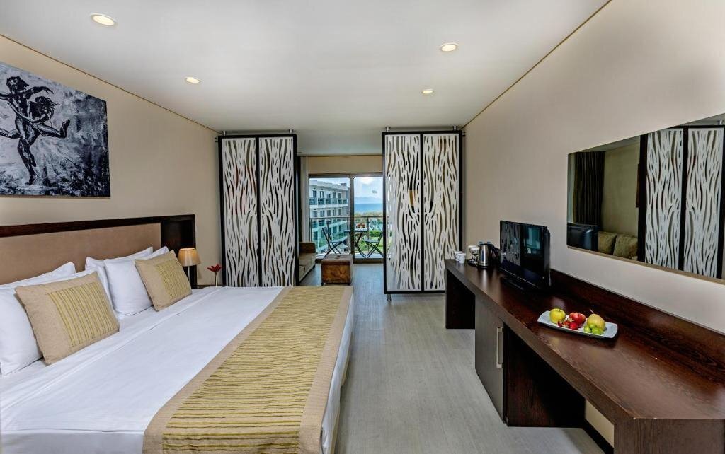 Панорама Kairaba Hotels Bodrum Princess (ex. Labranda Bodrum Princess & SPA, Sensimar Bodrum Resort & SPA, Sensimar Bodrum Adults Only) 5*