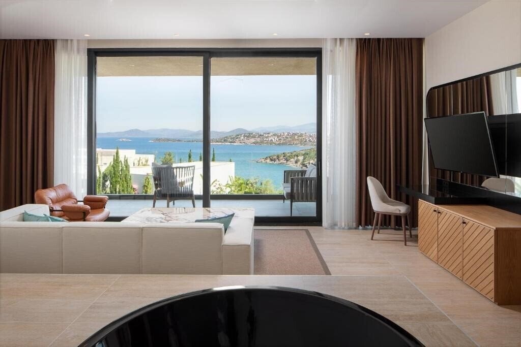 Территория Le Meridien Bodrum Beach Resort 5*