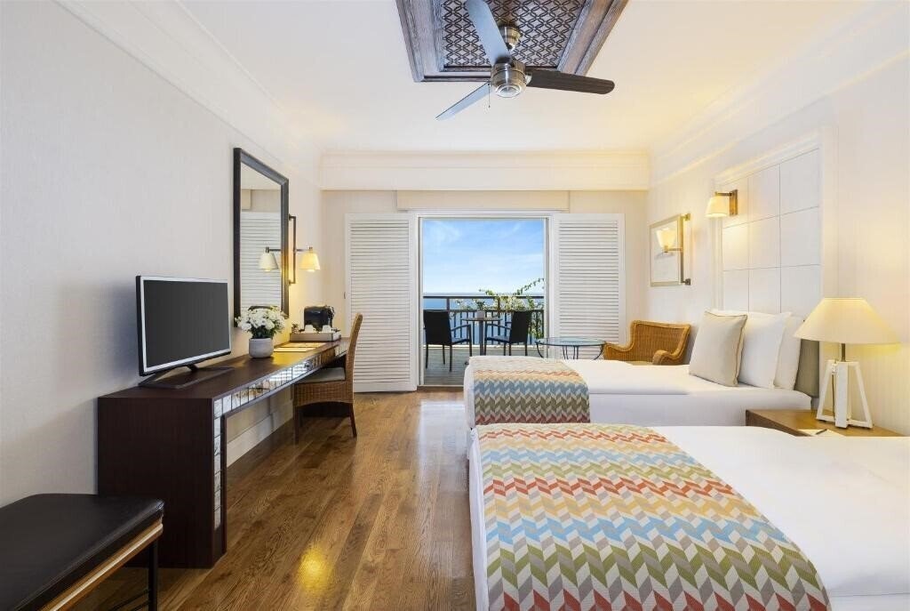 Территория Kempinski Barbaros Bay Hotel 5*