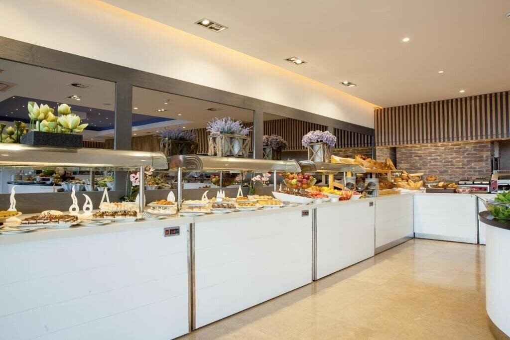 Панорама Sentido Bellazure (ex. Bellazure Hotel, Club Mavi Hotel & Suites) 4*