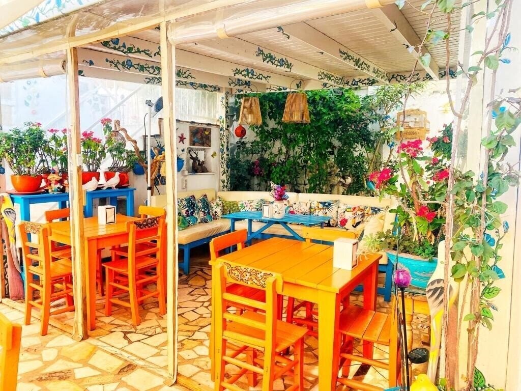 Панорама Bodrum Sade Butik Pansiyon (ex. Bodrum Sade Pension, Sade Butik Otel, Sade Boutique Hotel) 3*