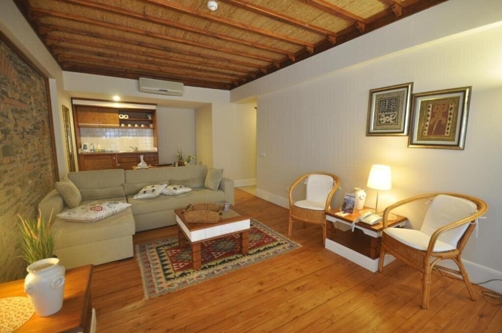 Вид El Vino Hotel & Suites 3*