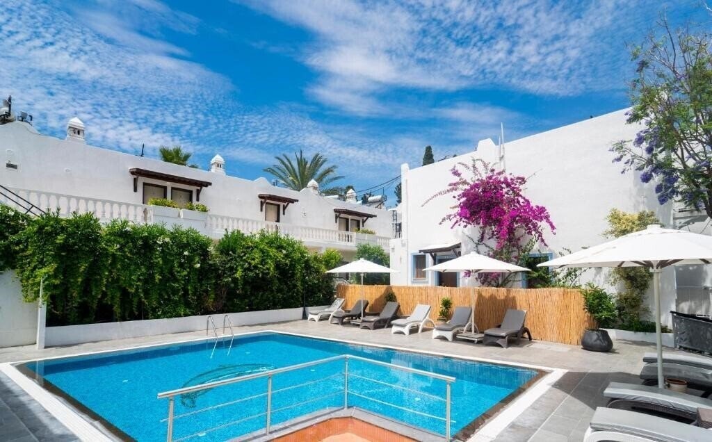 Вид Manuela Hotel 3*