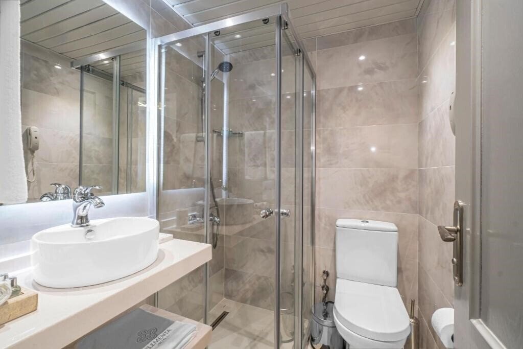 Территория Elementa Hotel 3*