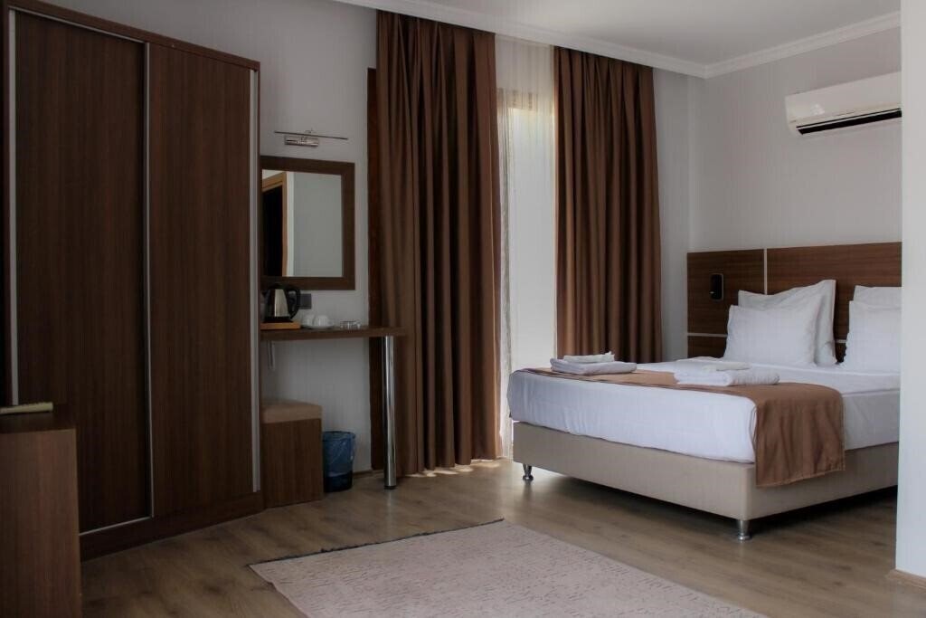 Территория Gulluk Life Hotel 3*