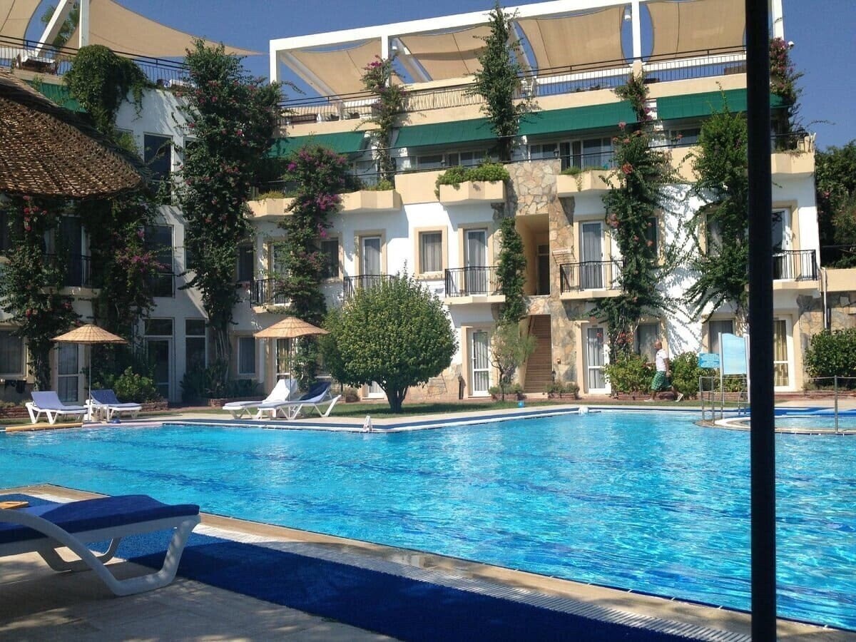 Панорама Gumbet Beach Resort 3*