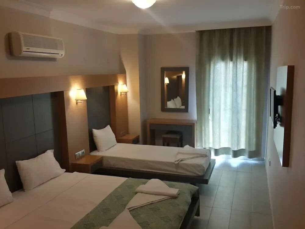 Панорама La Rosa 3*