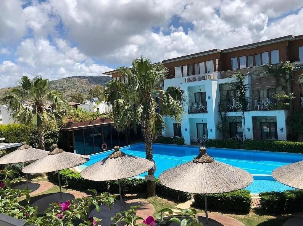 Готель Liona Hotel 3*