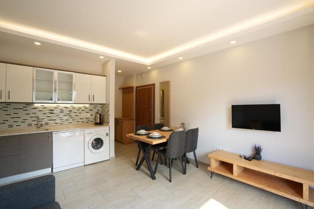 Панорама Maye Residence 3*