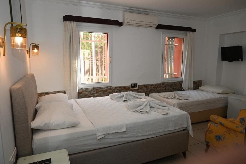 Апартаменты Melis Pansiyon (ex. Melis Pansiyon Bodrum) 3*