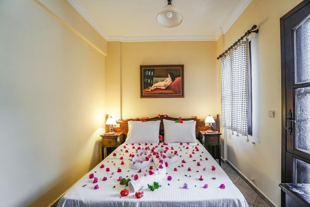 Территория Mira Suites 3*