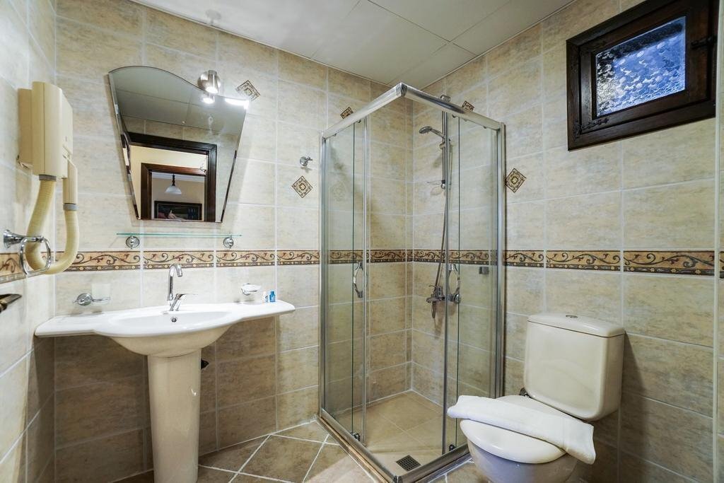 Апартаменты Mira Suites 3*