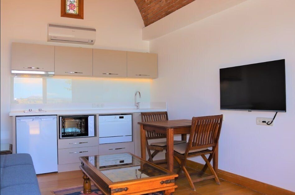 Территория Munahan Hotel 2*