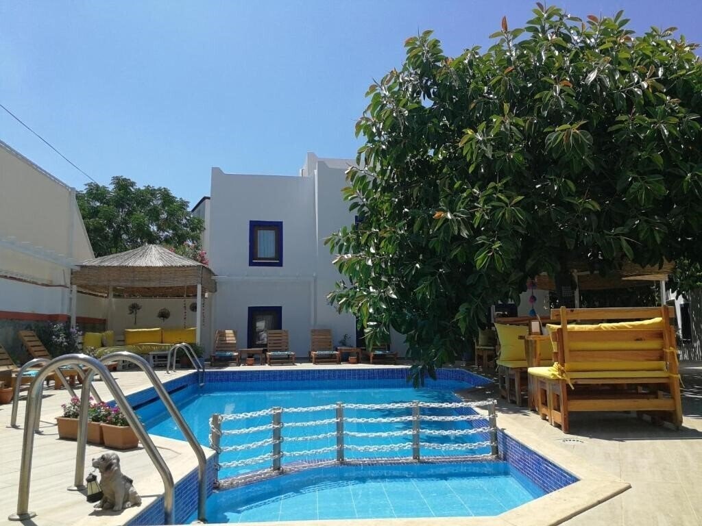 Територія Oya Boutique Hotel & Suites 3*