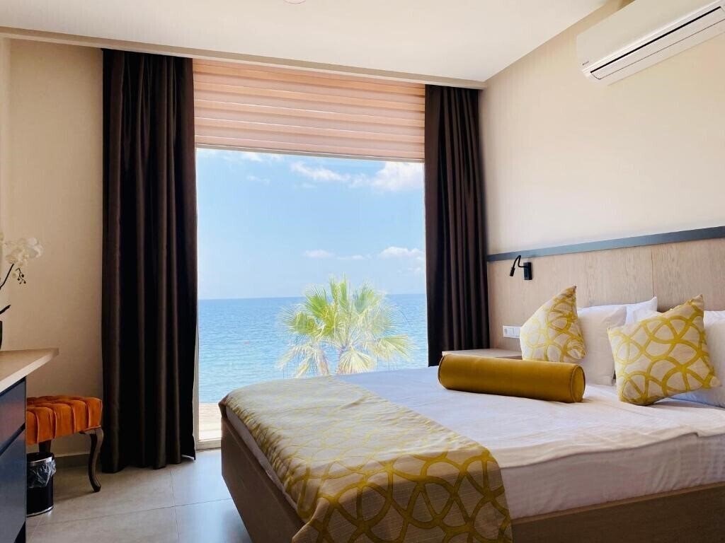 Готель Zest Exclusive Hotel 2*