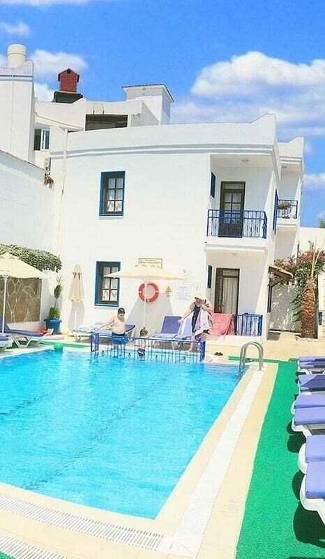 Територія Bodrum Life Evleri (ex. Gumbet Life Hotel) 2*